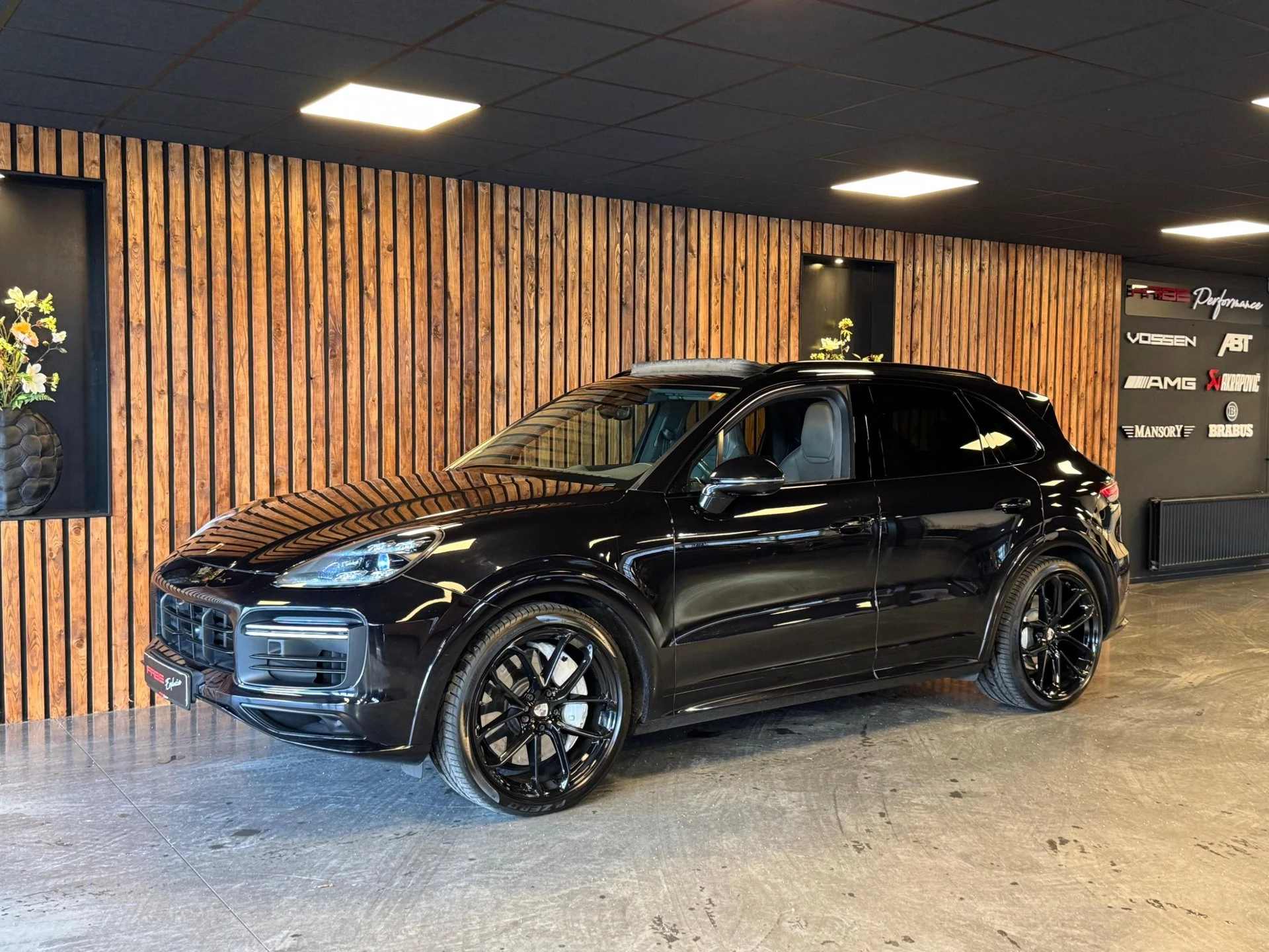 Hoofdafbeelding Porsche Cayenne