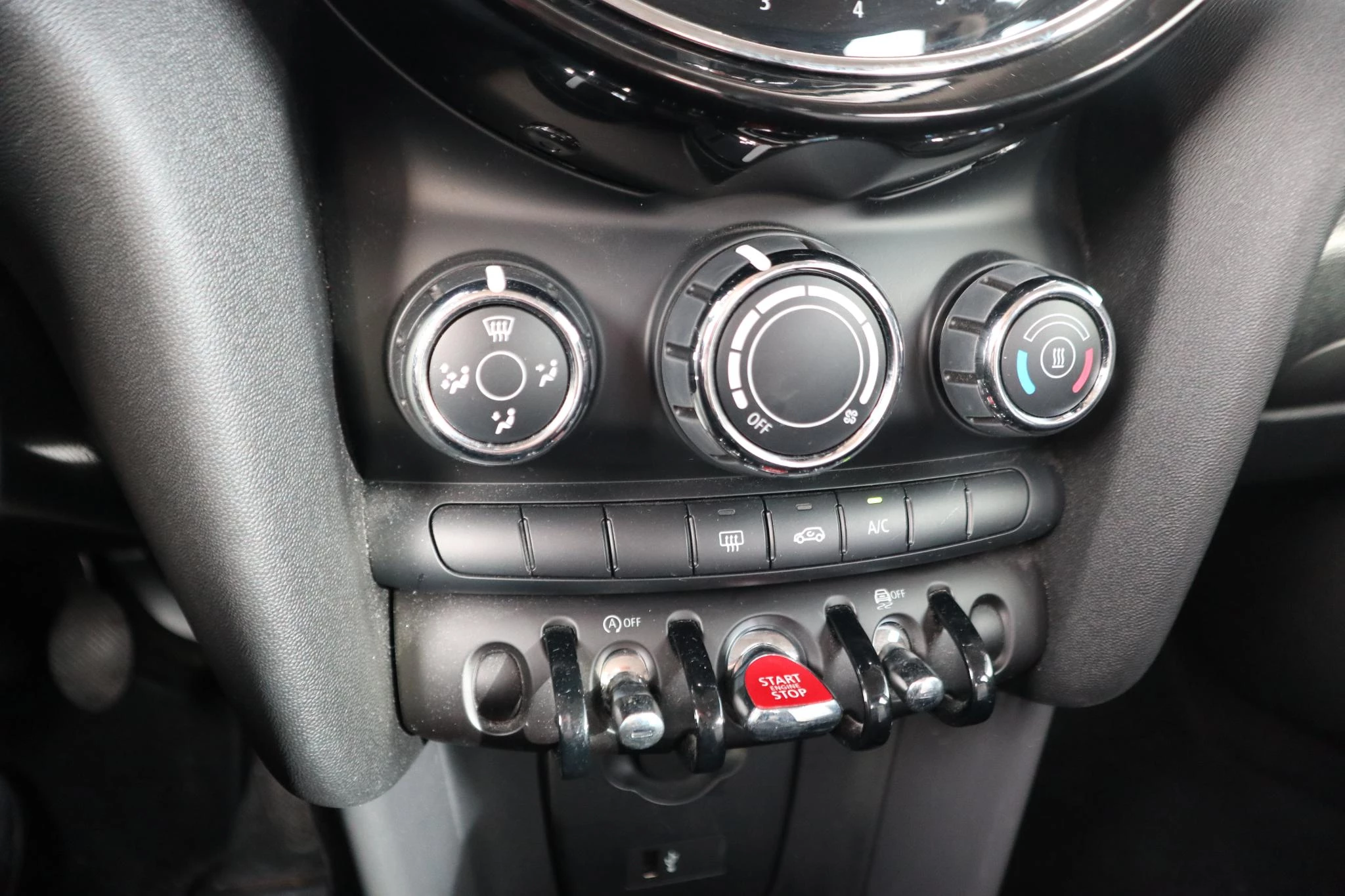 Hoofdafbeelding MINI 5-deurs