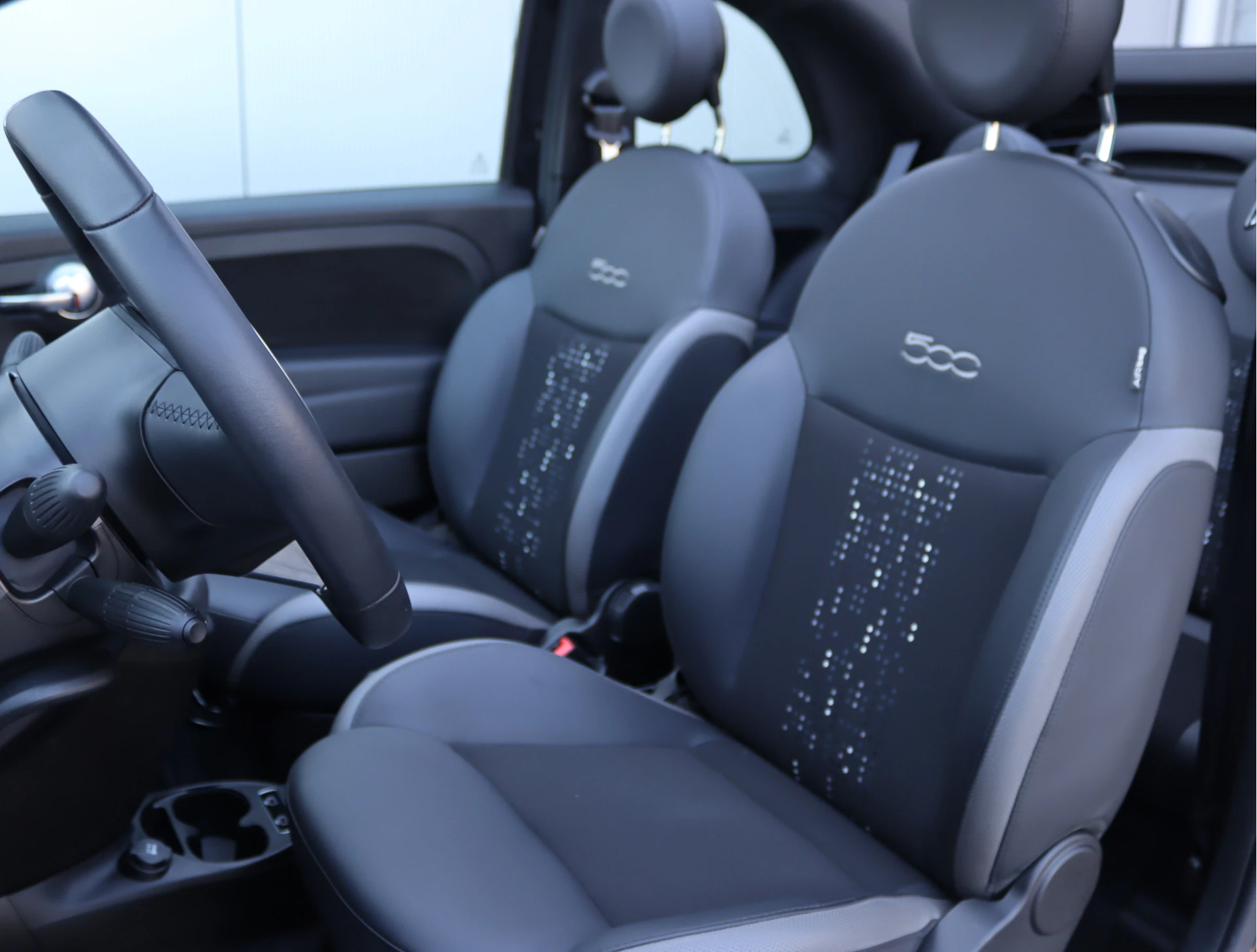 Hoofdafbeelding Fiat 500C