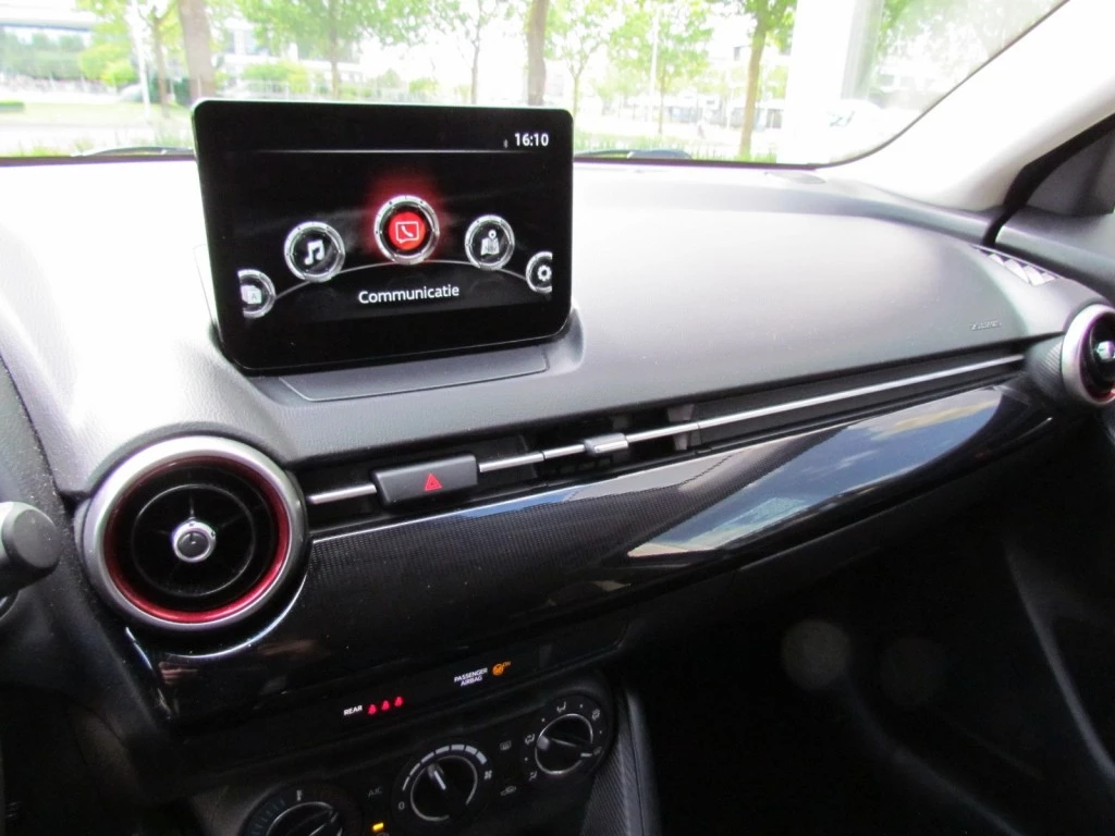 Hoofdafbeelding Mazda 2