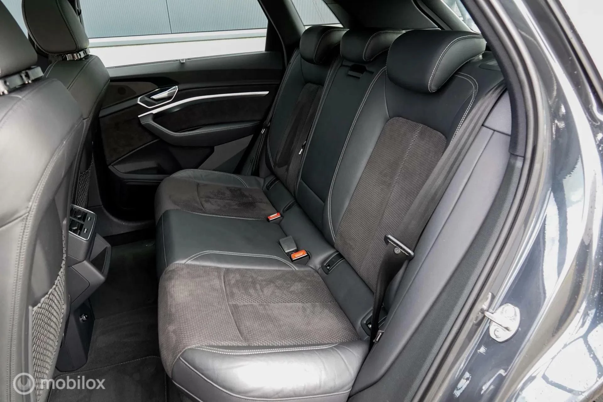 Hoofdafbeelding Audi e-tron