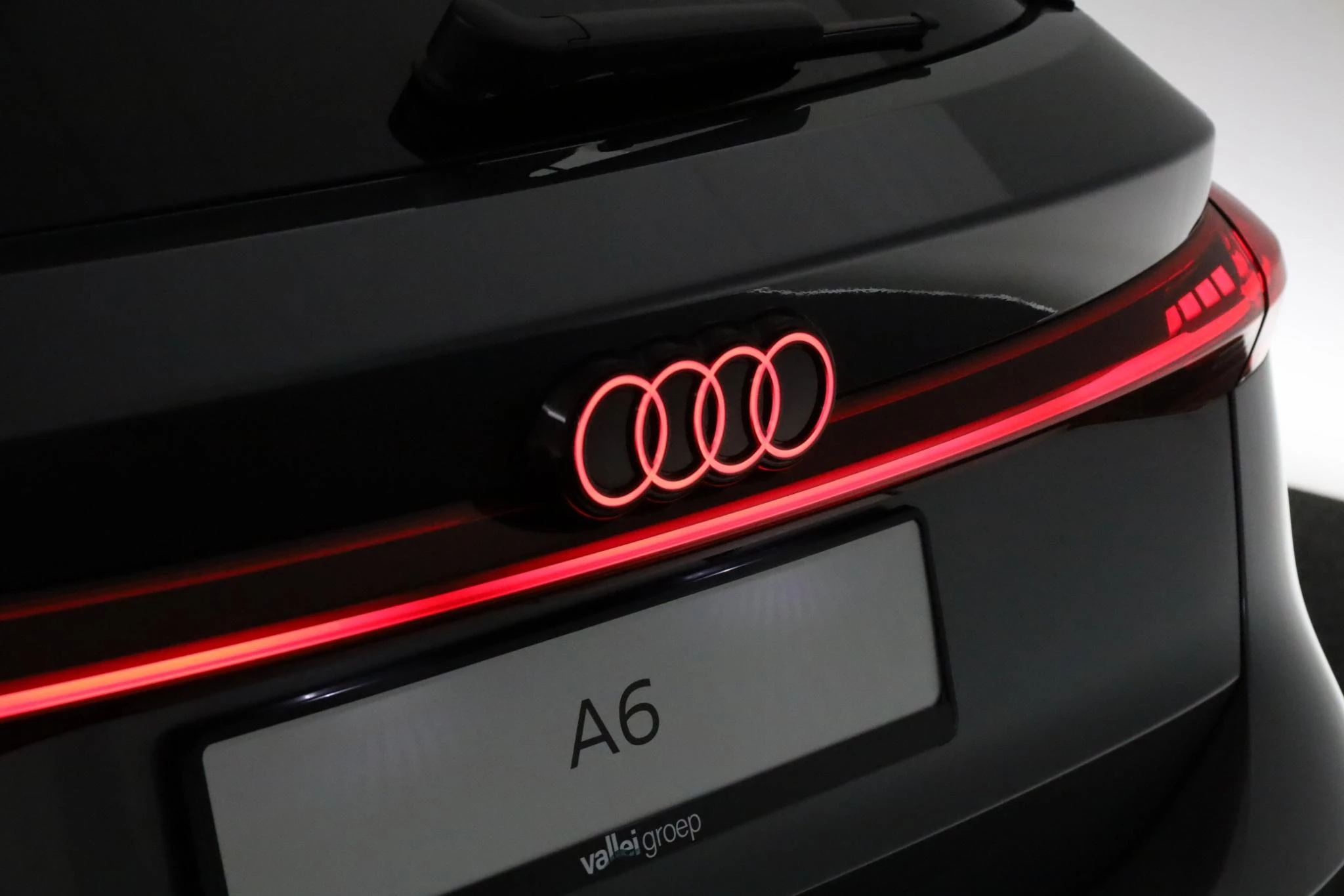 Hoofdafbeelding Audi A6 Avant e-tron