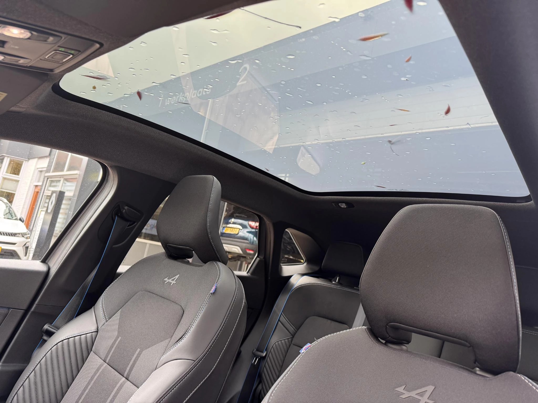 Hoofdafbeelding Renault Symbioz