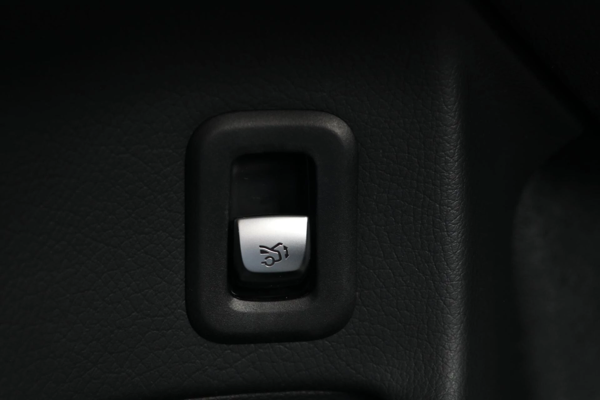 Hoofdafbeelding Mercedes-Benz EQC