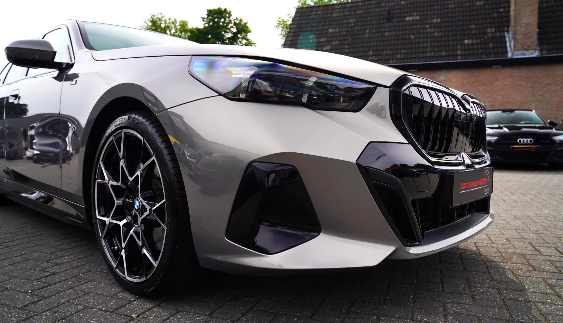 Hoofdafbeelding BMW i5
