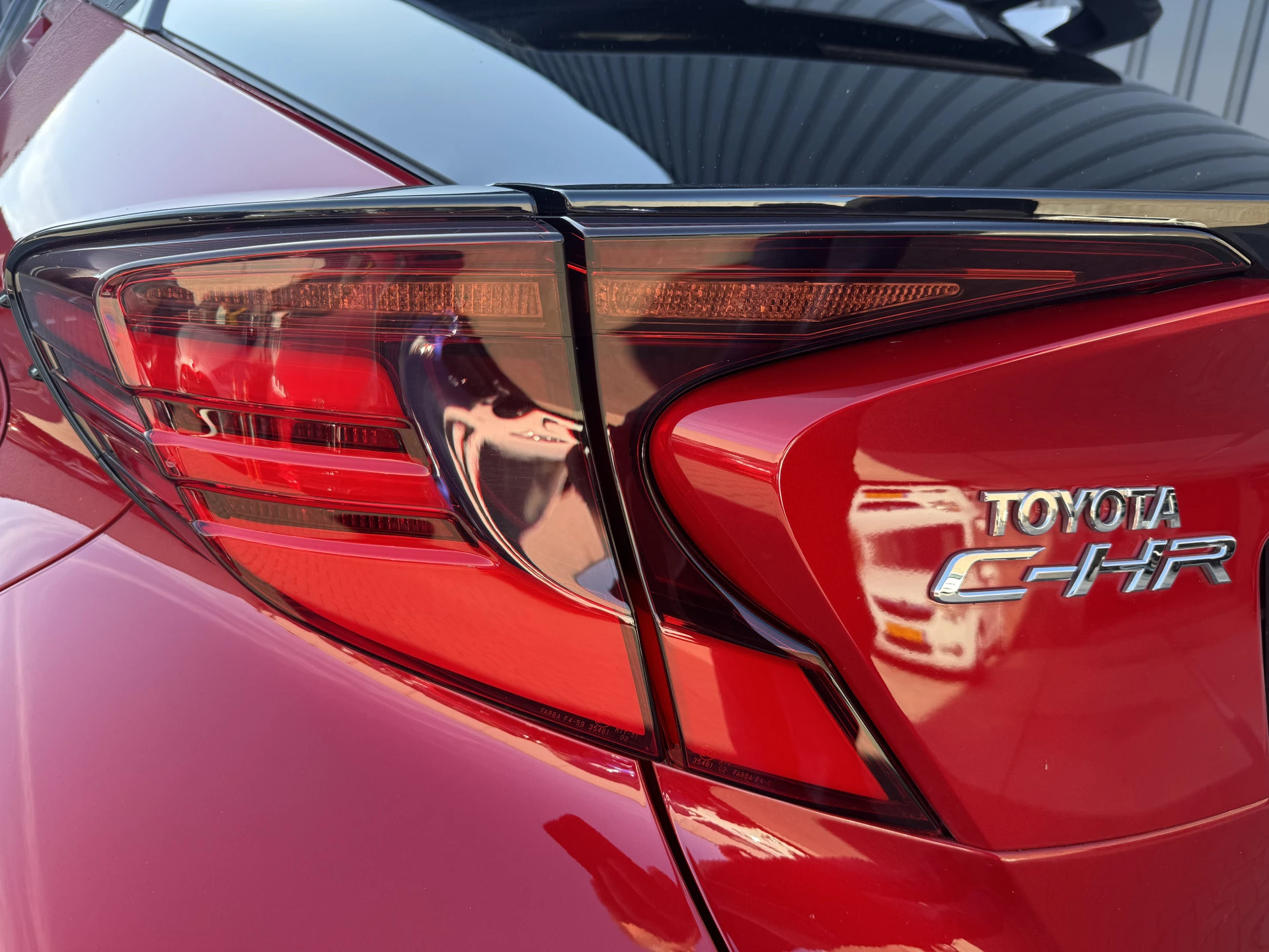 Hoofdafbeelding Toyota C-HR