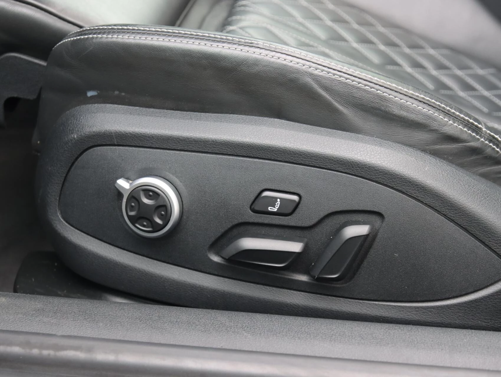 Hoofdafbeelding Audi S5