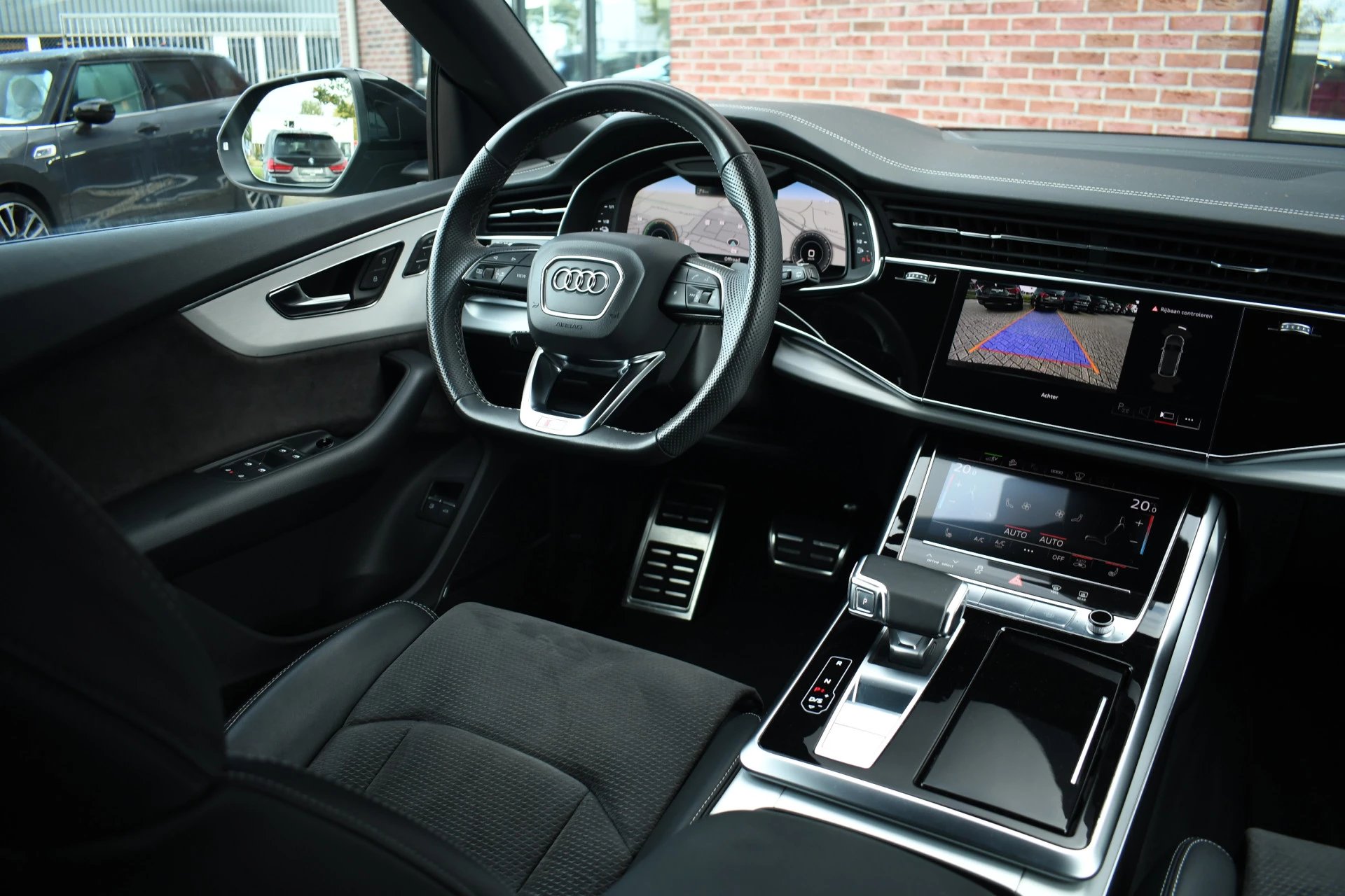 Hoofdafbeelding Audi Q8