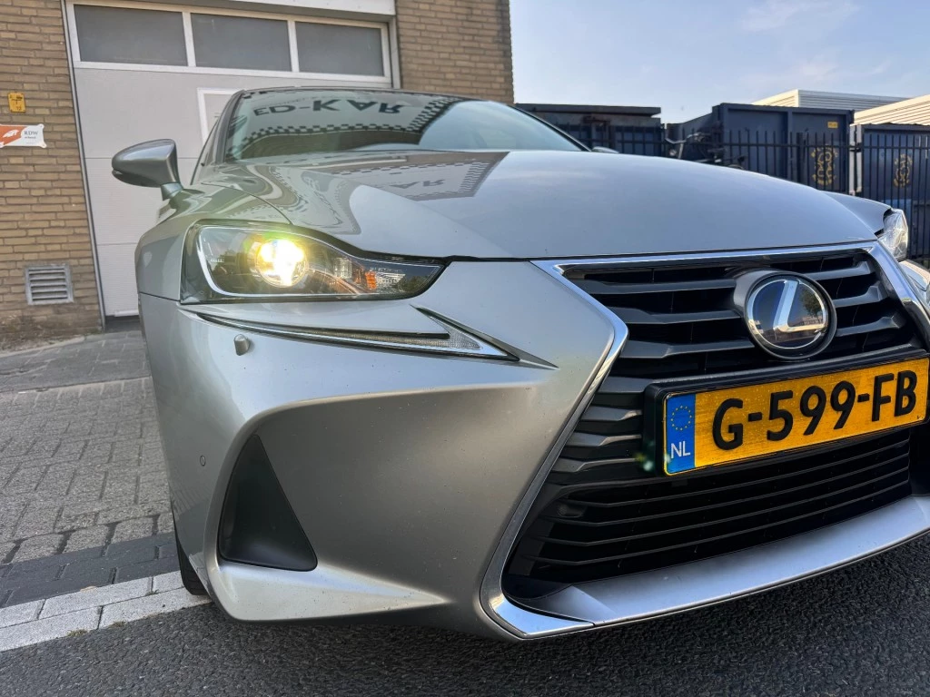 Hoofdafbeelding Lexus IS