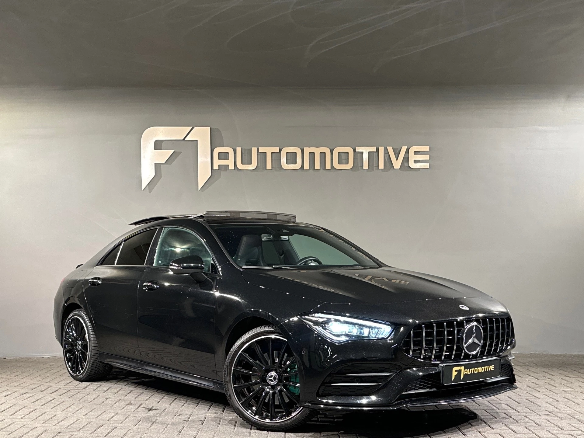 Hoofdafbeelding Mercedes-Benz CLA