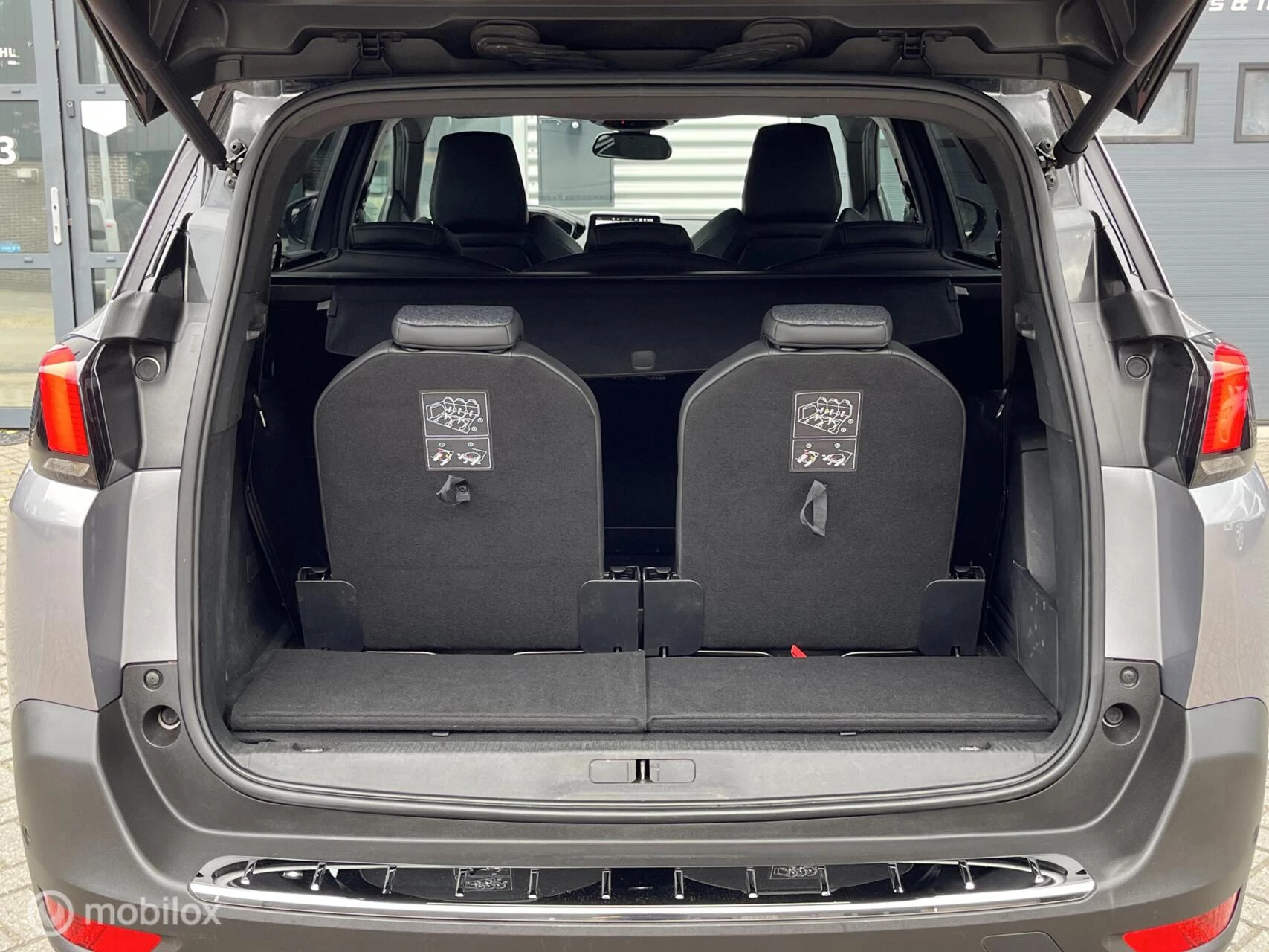 Hoofdafbeelding Peugeot 5008