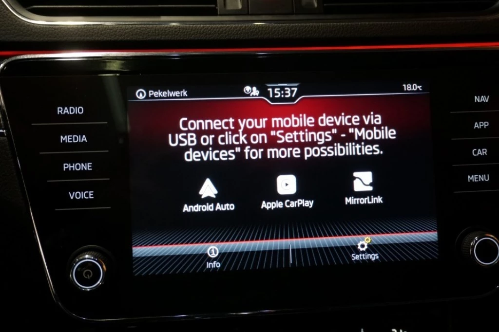 Hoofdafbeelding Škoda Superb