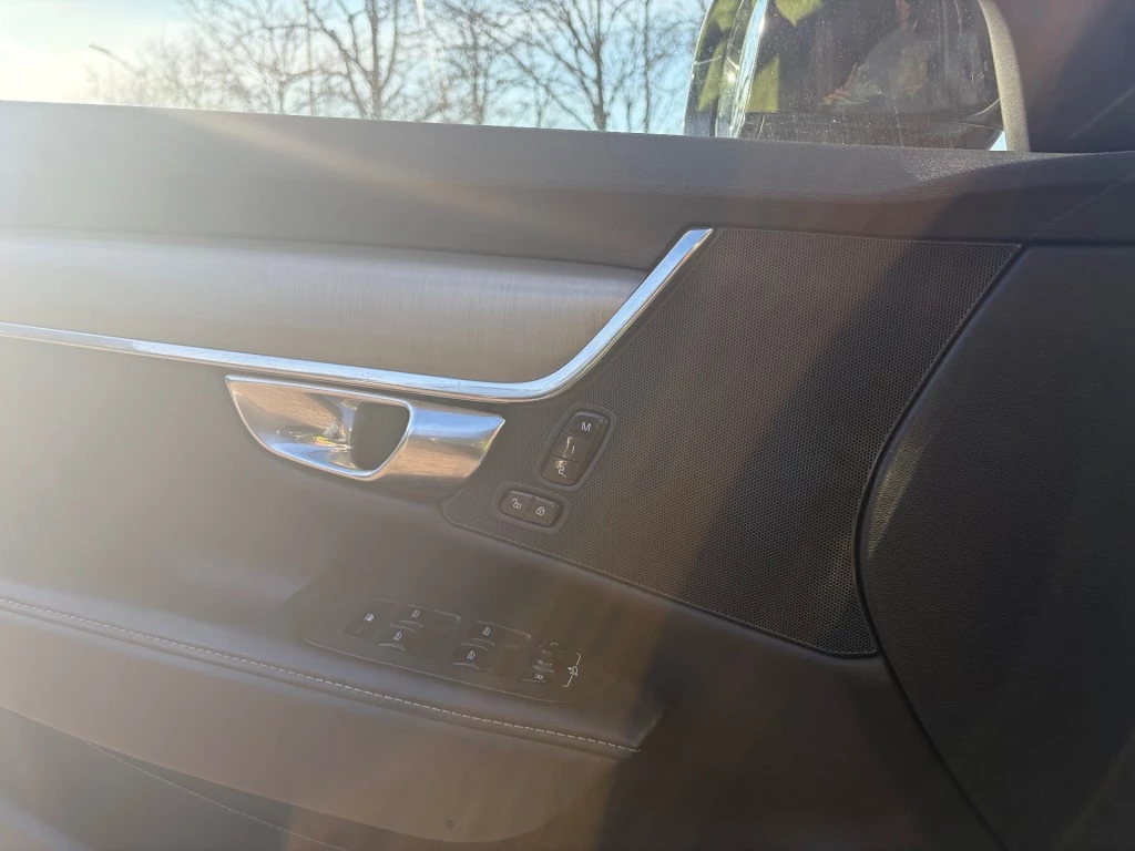 Hoofdafbeelding Volvo V90