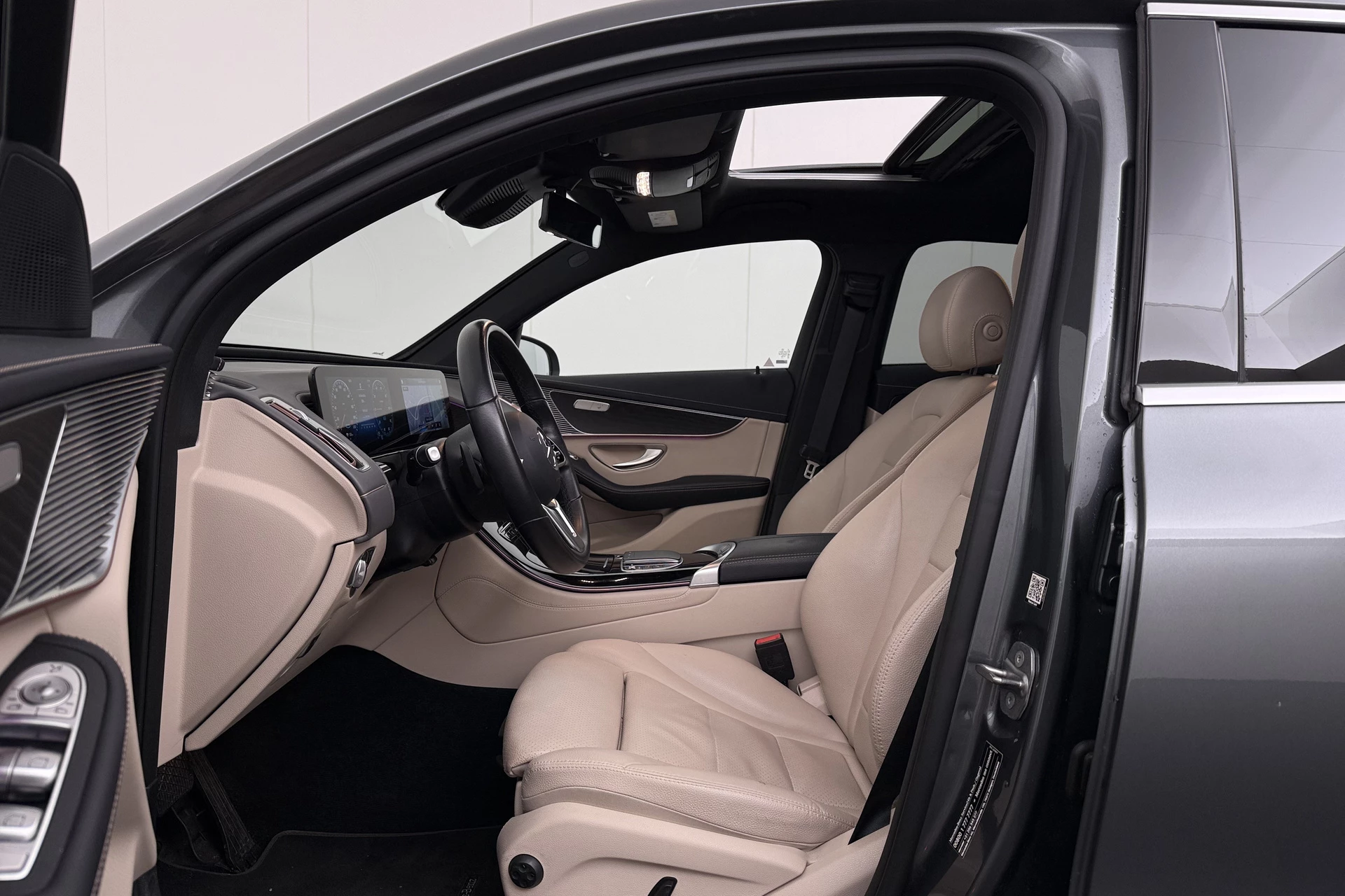 Hoofdafbeelding Mercedes-Benz EQC