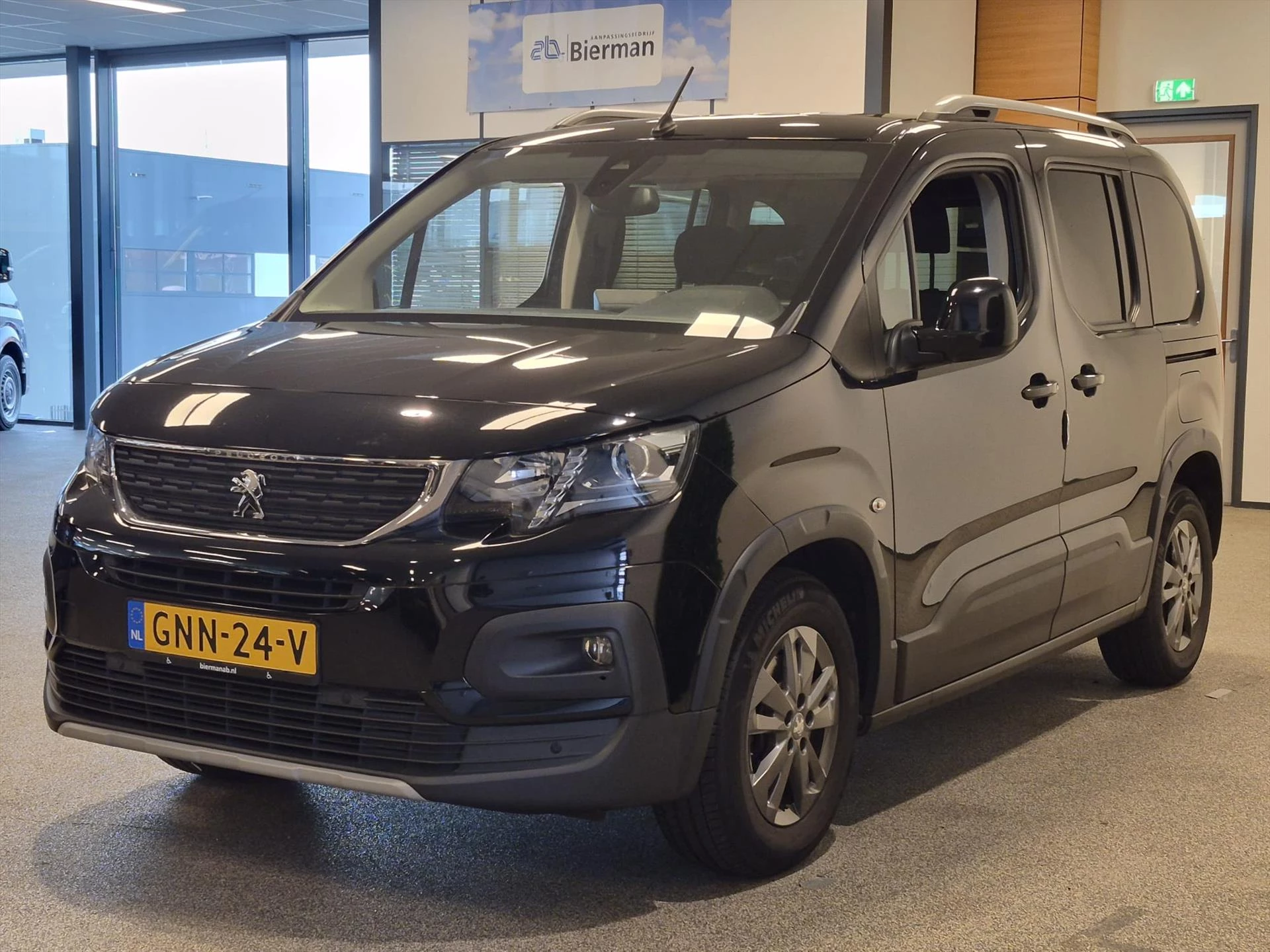 Hoofdafbeelding Peugeot Rifter