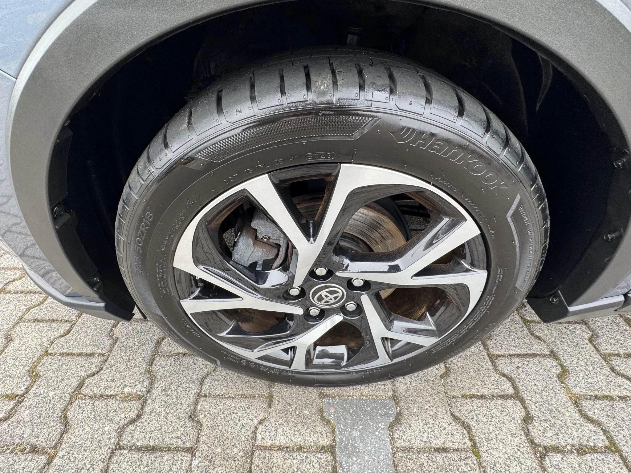 Hoofdafbeelding Toyota C-HR