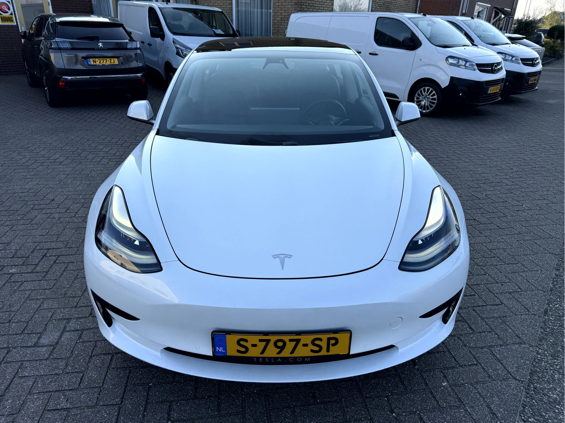 Hoofdafbeelding Tesla Model 3