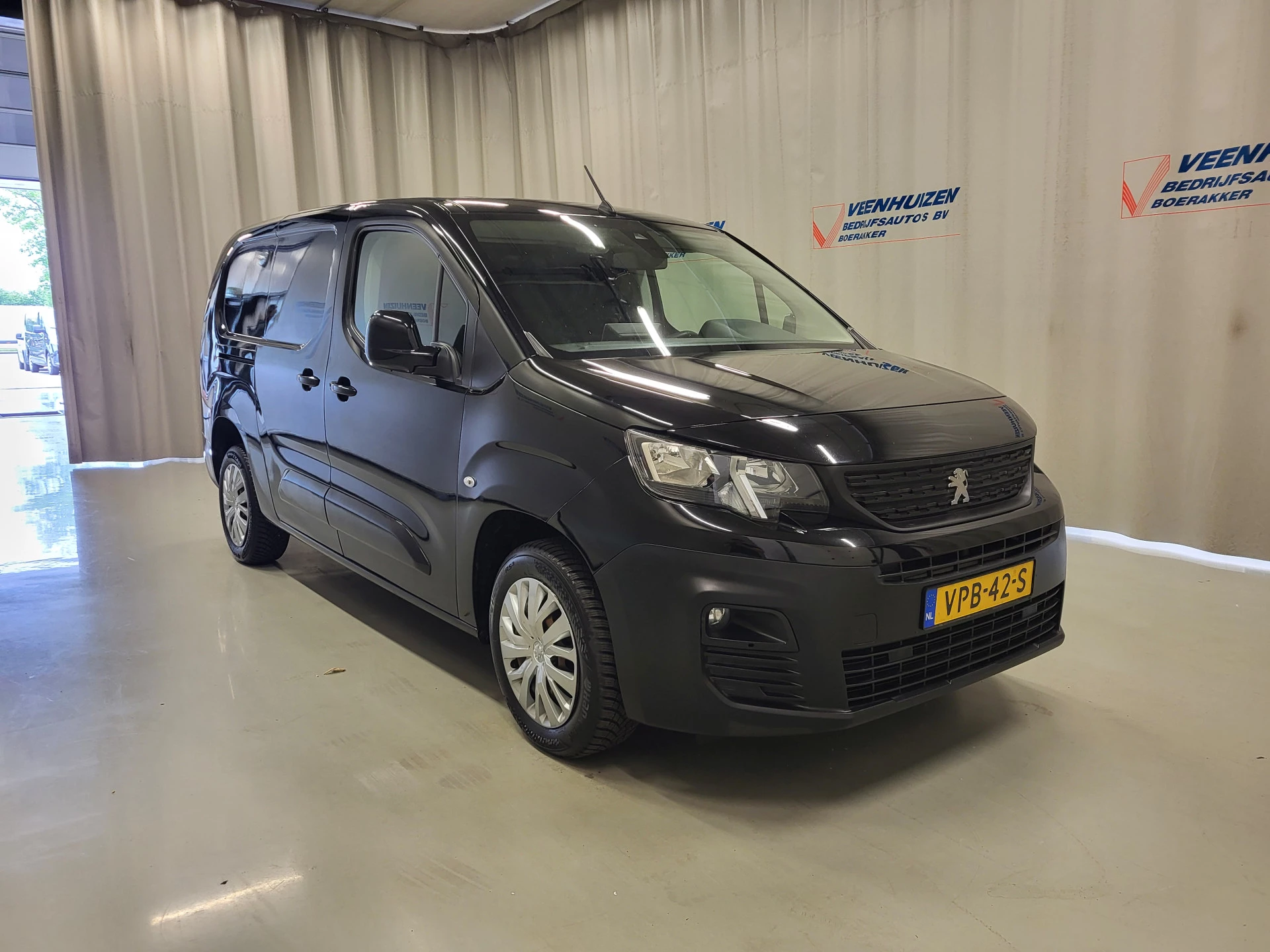 Hoofdafbeelding Peugeot Partner