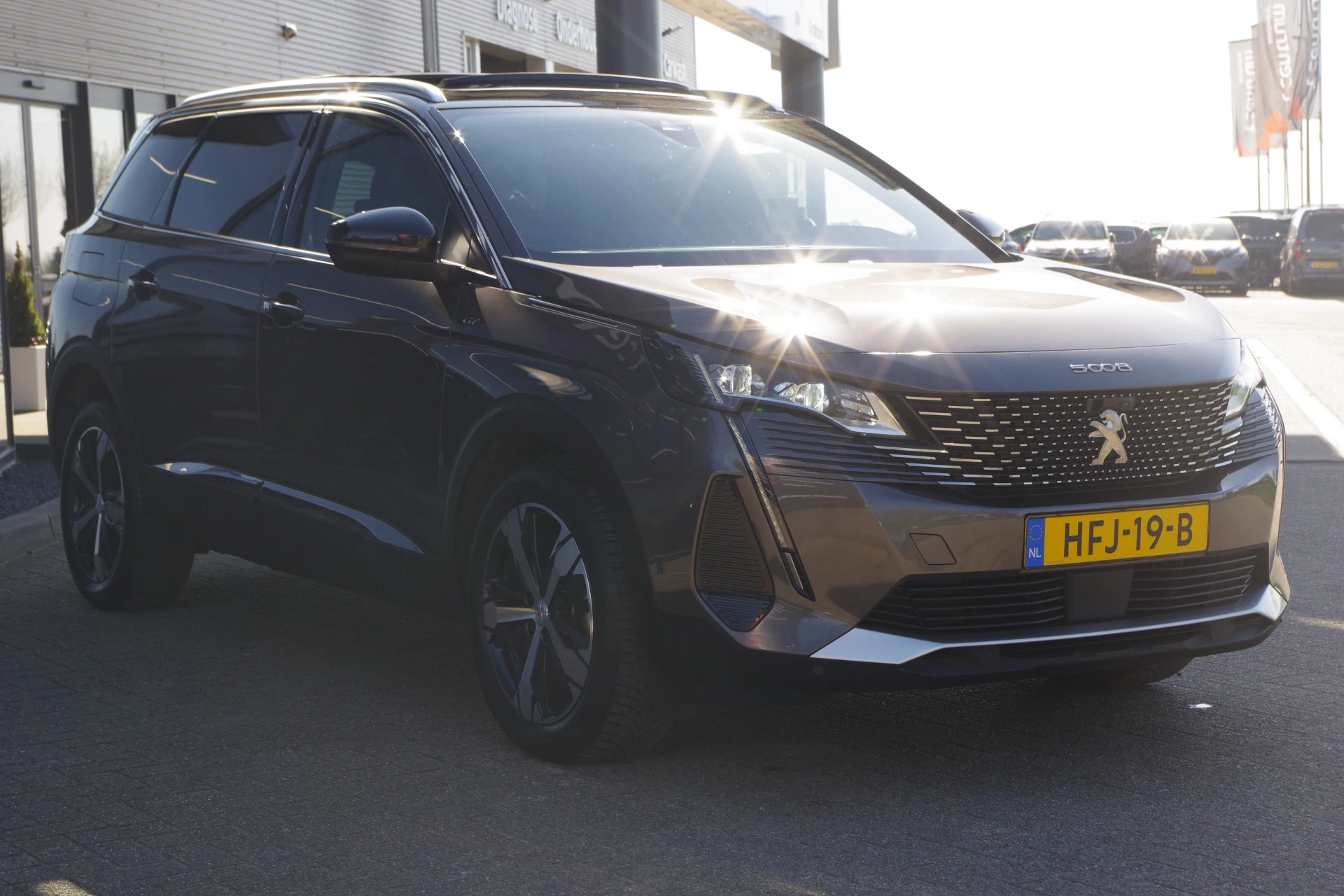 Hoofdafbeelding Peugeot 5008