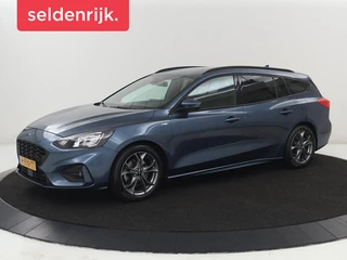 Ford Focus 1.5 EcoBoost ST Line | Trekhaak |  Stoel & Stuurverwarming | Keyless | Carplay | Climate control | Parkeerhulp | Full LED | Cruise control | Navigatie | Bluetooth | Getint glas