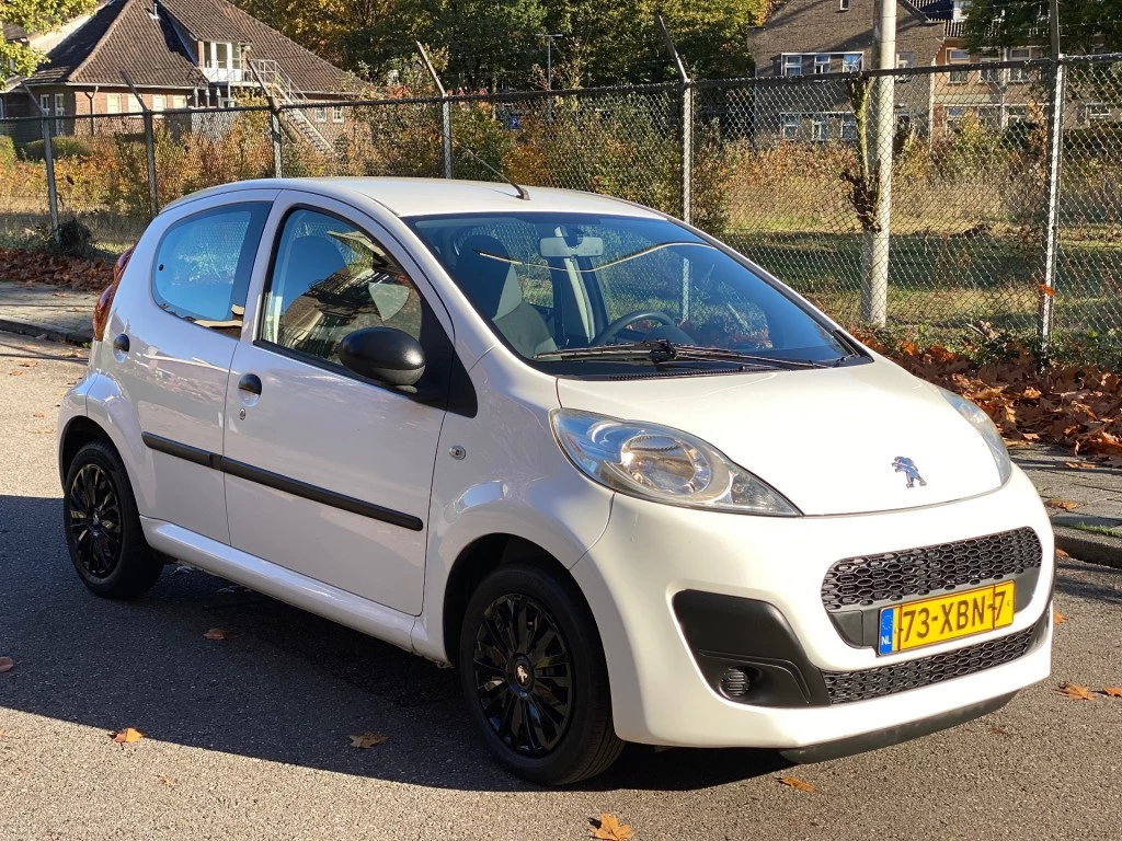 Hoofdafbeelding Peugeot 107