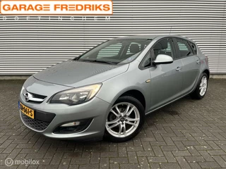 Hoofdafbeelding Opel Astra Opel Astra 1.4 Edition | Airco | Cruise | Trekhaak |