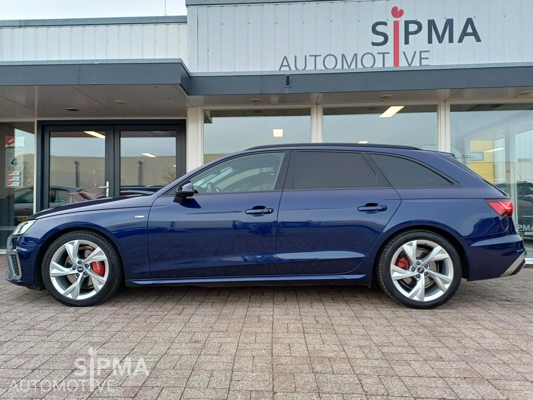 Hoofdafbeelding Audi A4