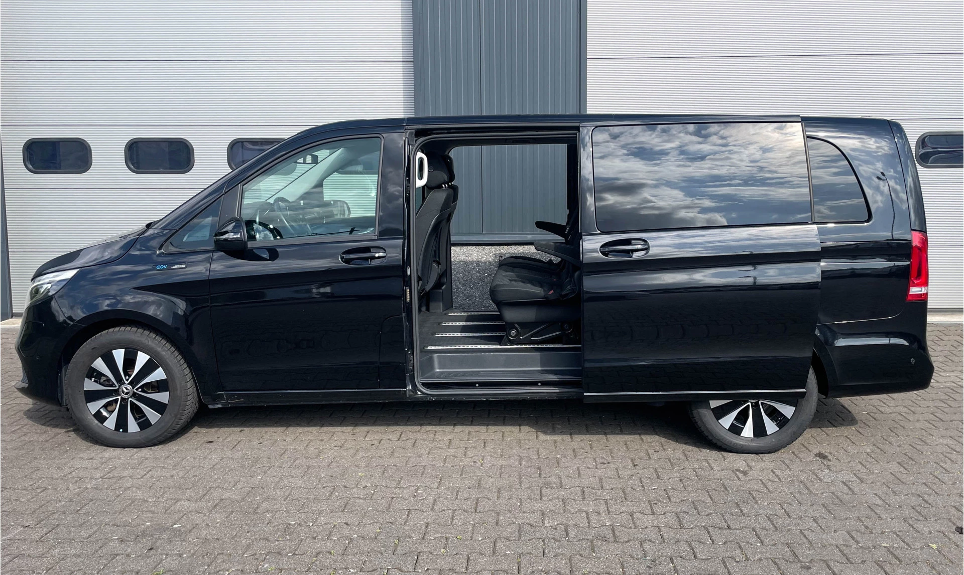 Hoofdafbeelding Mercedes-Benz EQV