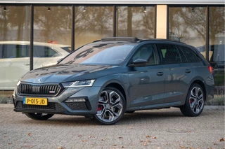 Hoofdafbeelding Škoda Octavia Škoda Octavia Combi 1.4 TSI RS iV PHEV Business | Pano | ACC | Matrix LED | Elek. Achterklep | Stoel- Stuurverw. | Dodehoek