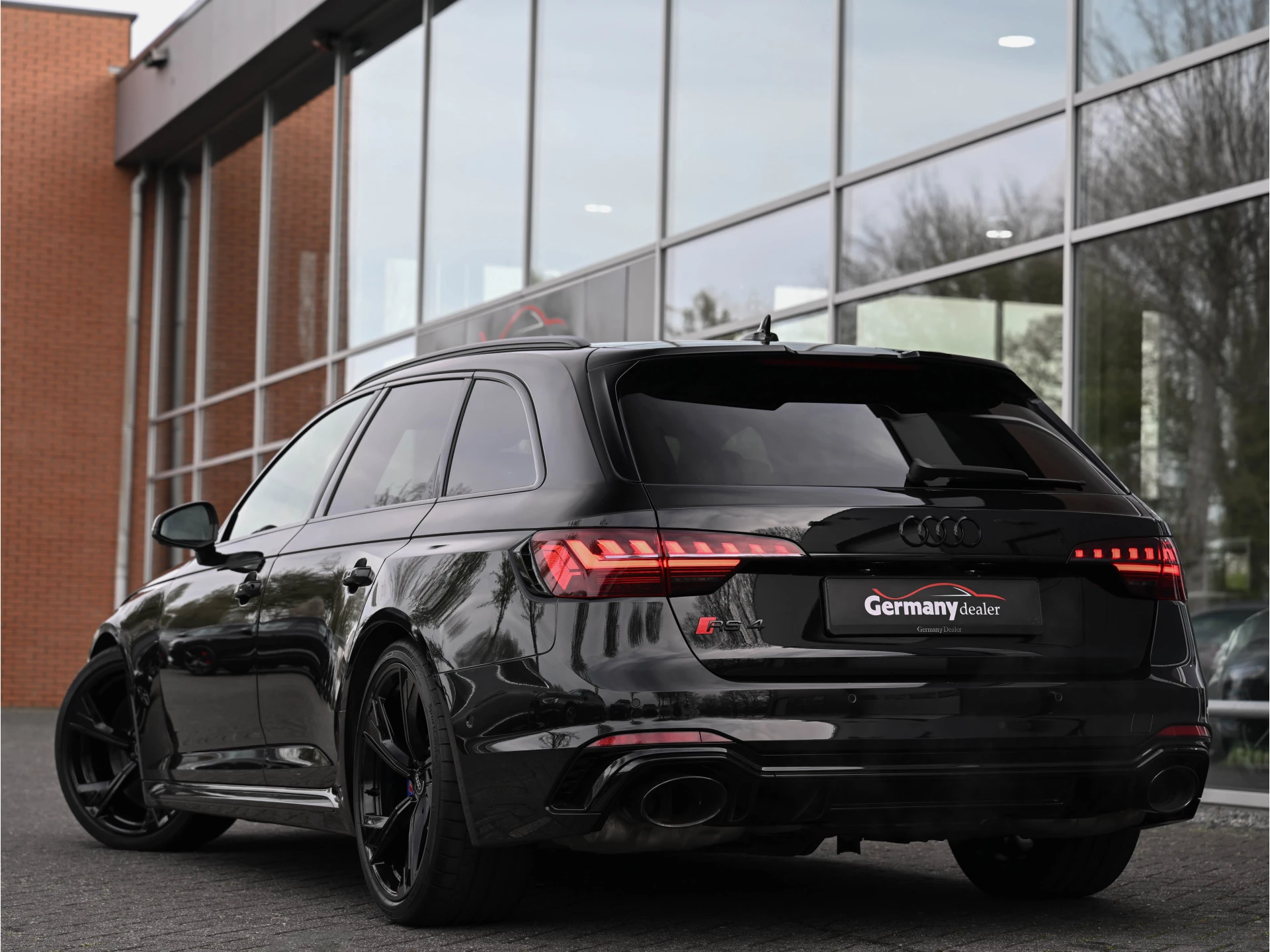 Hoofdafbeelding Audi RS4