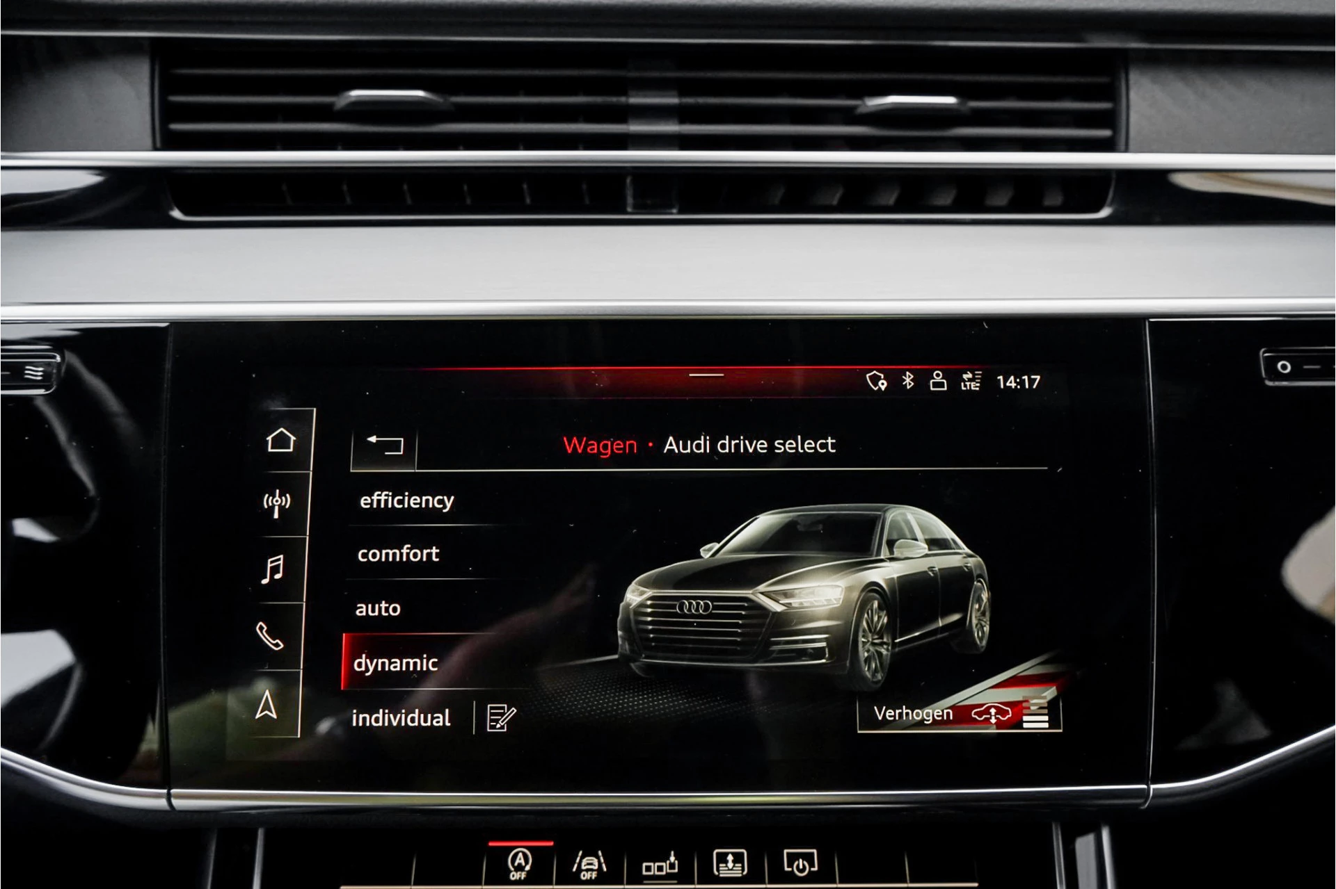 Hoofdafbeelding Audi A8
