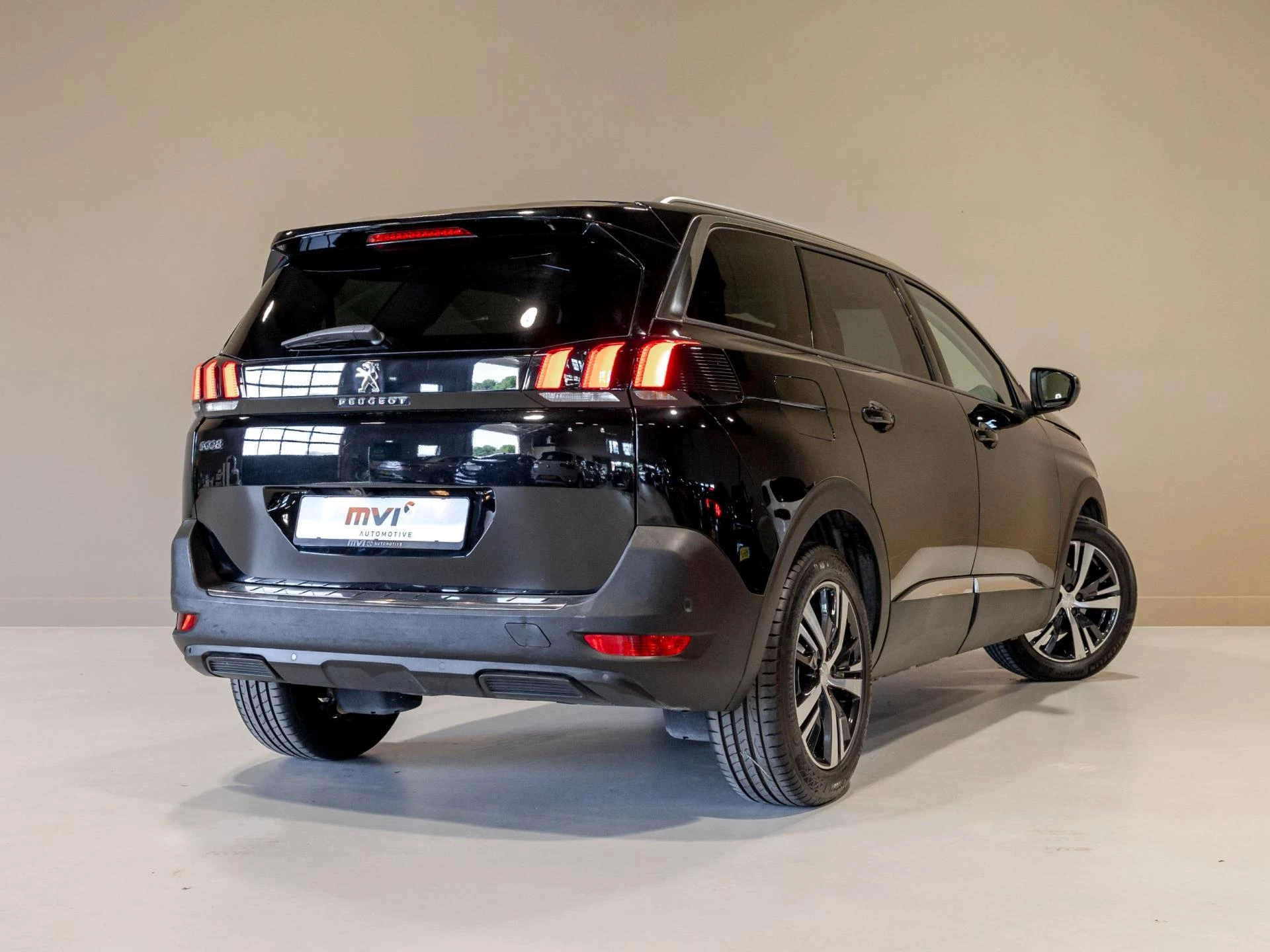 Hoofdafbeelding Peugeot 5008
