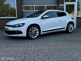Hoofdafbeelding Volkswagen Scirocco Volkswagen Scirocco 1.4 TSI MATCH ECC-AIRCO/PANO/STOEL.VW