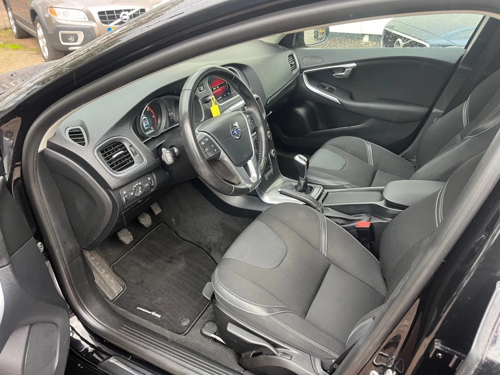 Hoofdafbeelding Volvo V40