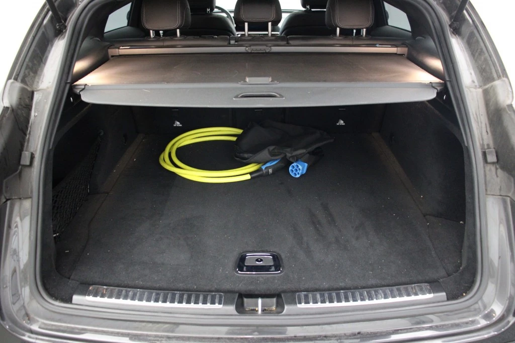 Hoofdafbeelding Mercedes-Benz EQC