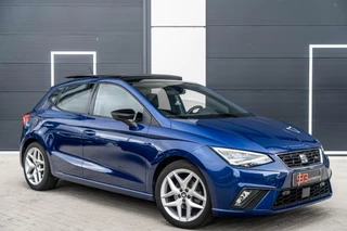 Hoofdafbeelding SEAT Ibiza Seat Ibiza 1.0 TSI FR Beats|Keyless|Stoelverw|LED|PANO|FULL!