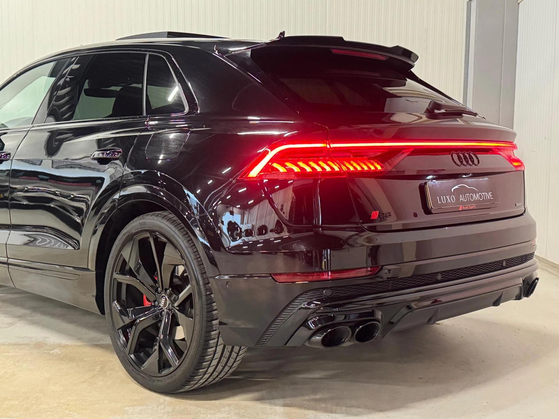 Hoofdafbeelding Audi Q8