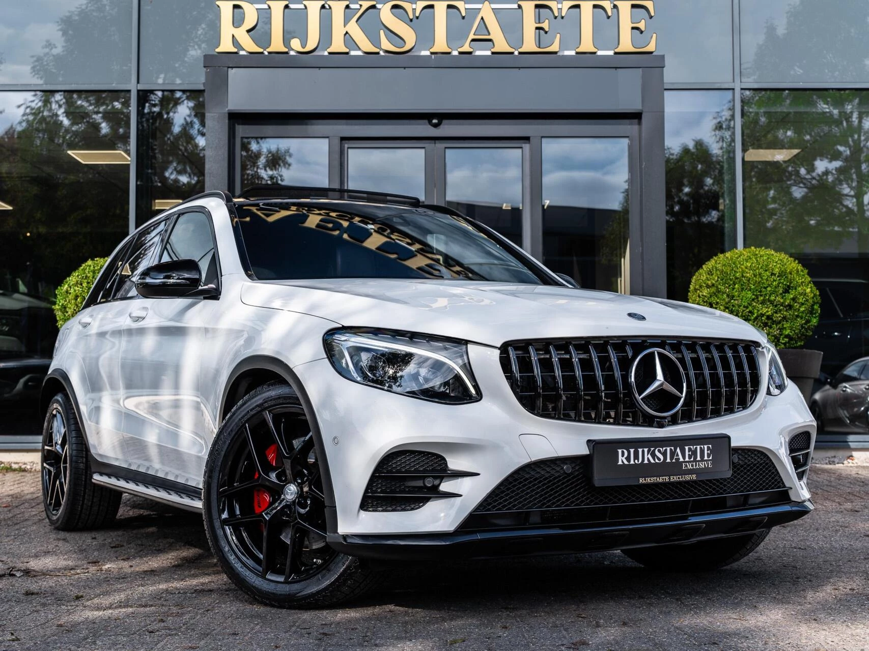 Hoofdafbeelding Mercedes-Benz GLC