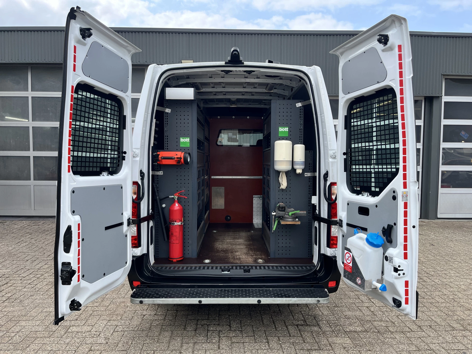 Hoofdafbeelding Opel Movano