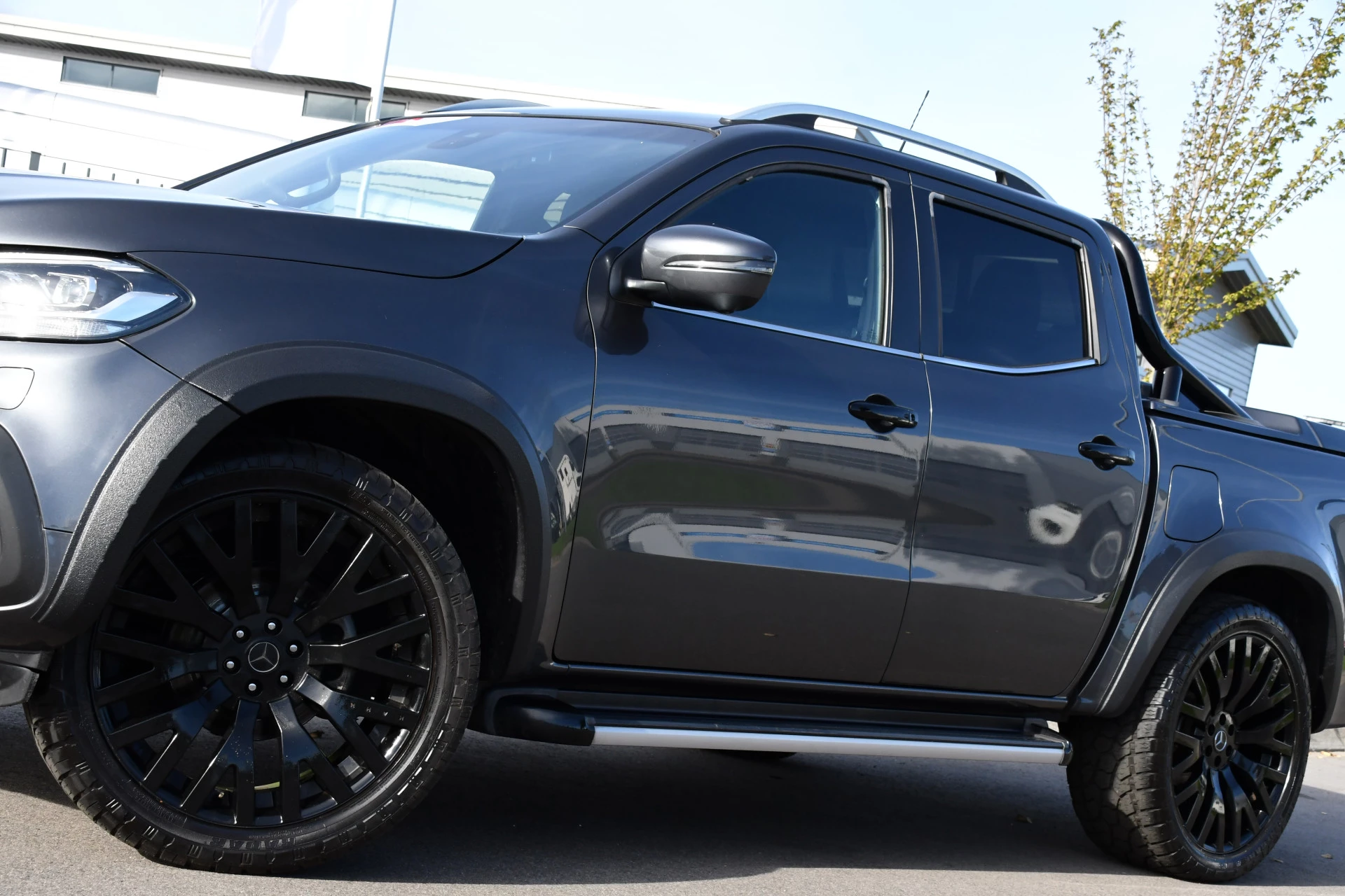 Hoofdafbeelding Mercedes-Benz X-Klasse