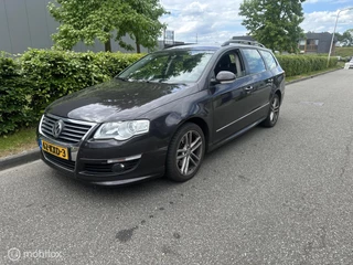Hoofdafbeelding Volkswagen Passat Volkswagen Passat Variant 1.6 TDI Comfortline BlueMotion