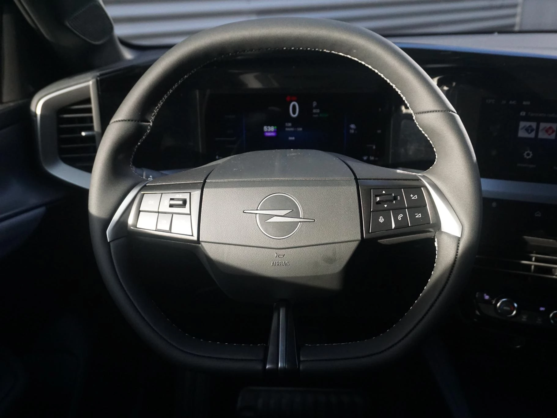 Hoofdafbeelding Opel Mokka-e