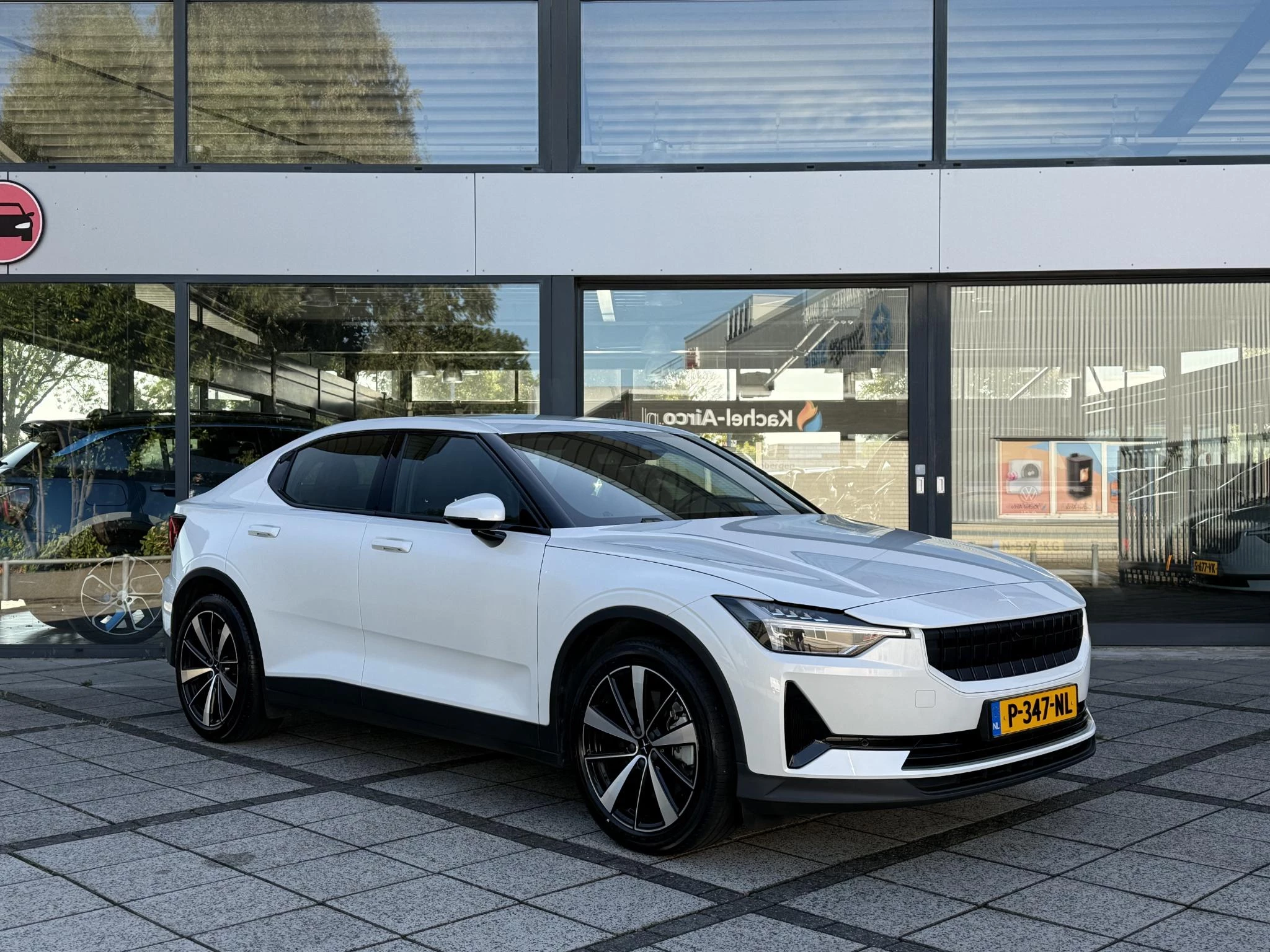 Hoofdafbeelding Polestar 2