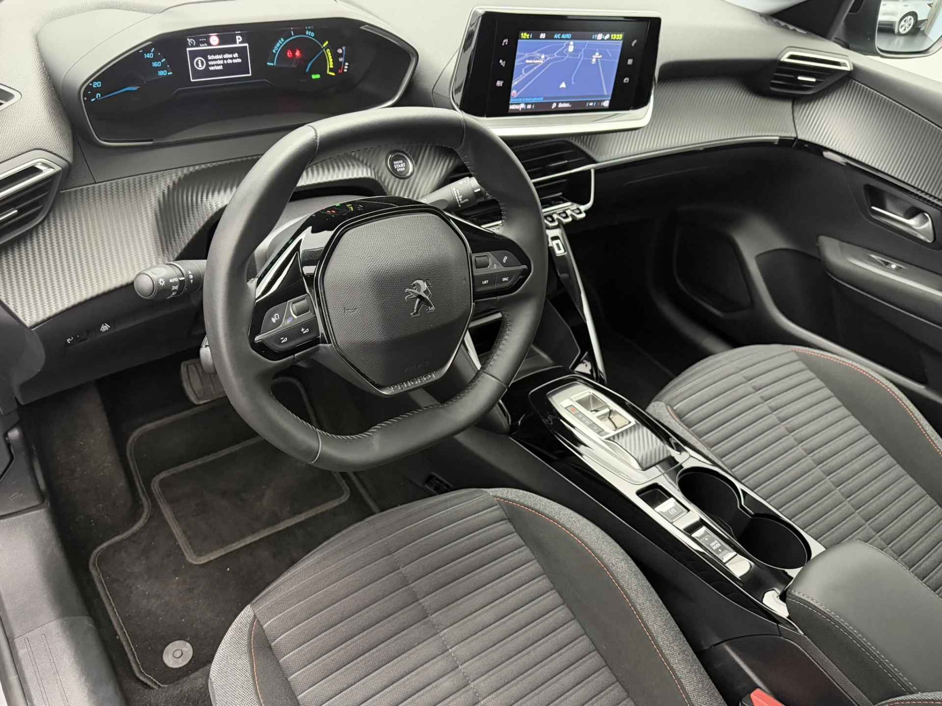 Hoofdafbeelding Peugeot e-208