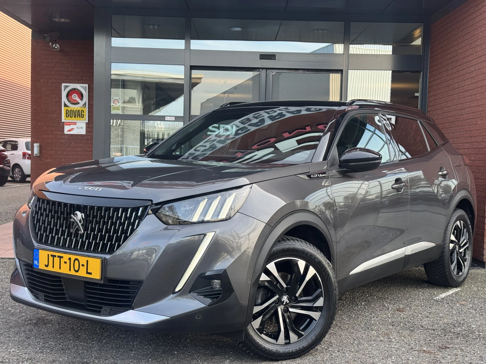 Hoofdafbeelding Peugeot 2008