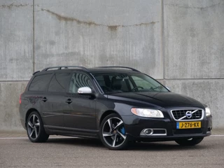 Hoofdafbeelding Volvo V70 Volvo V70 2.5FT Momentum | R-Design | xenon..