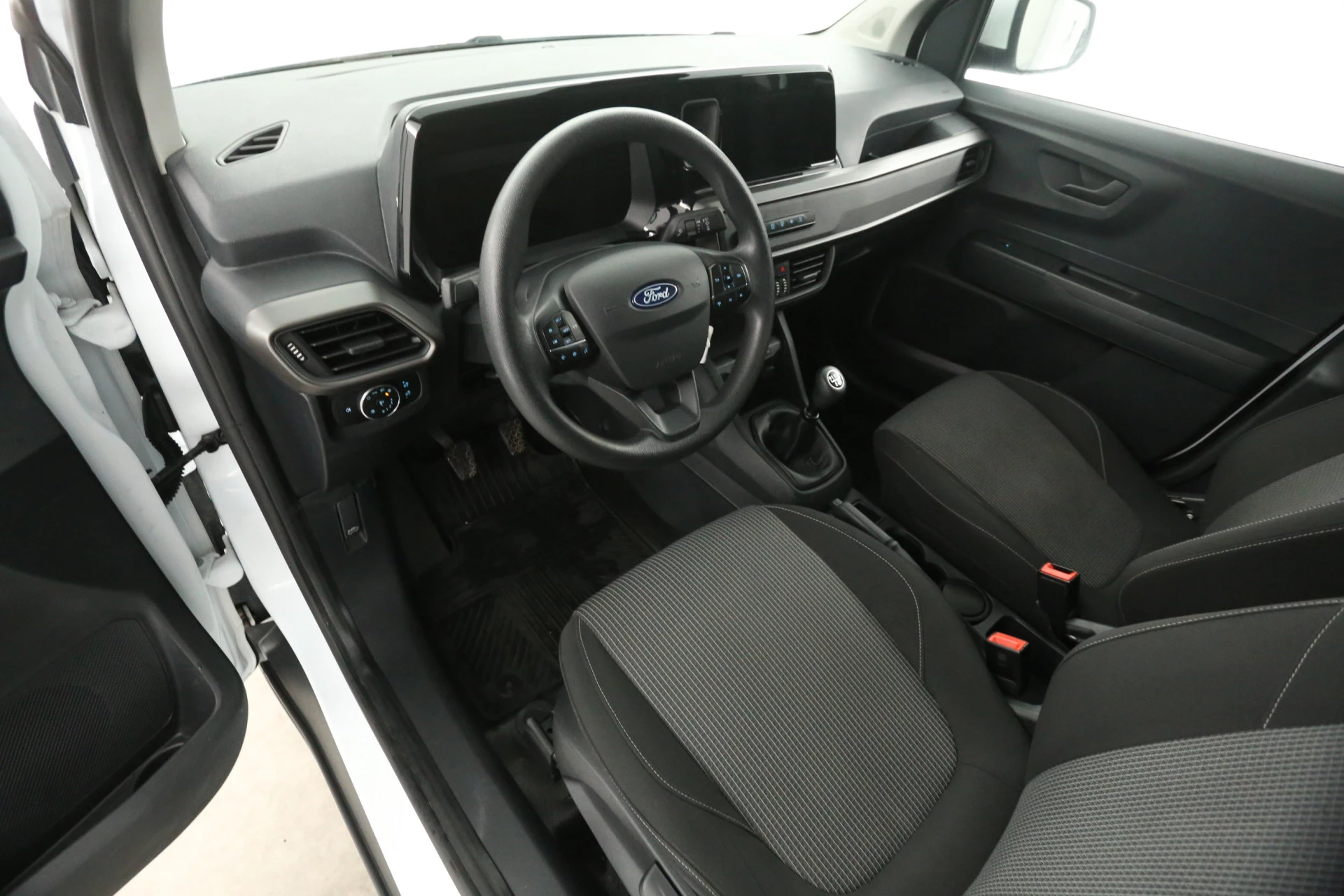 Hoofdafbeelding Ford Transit Courier