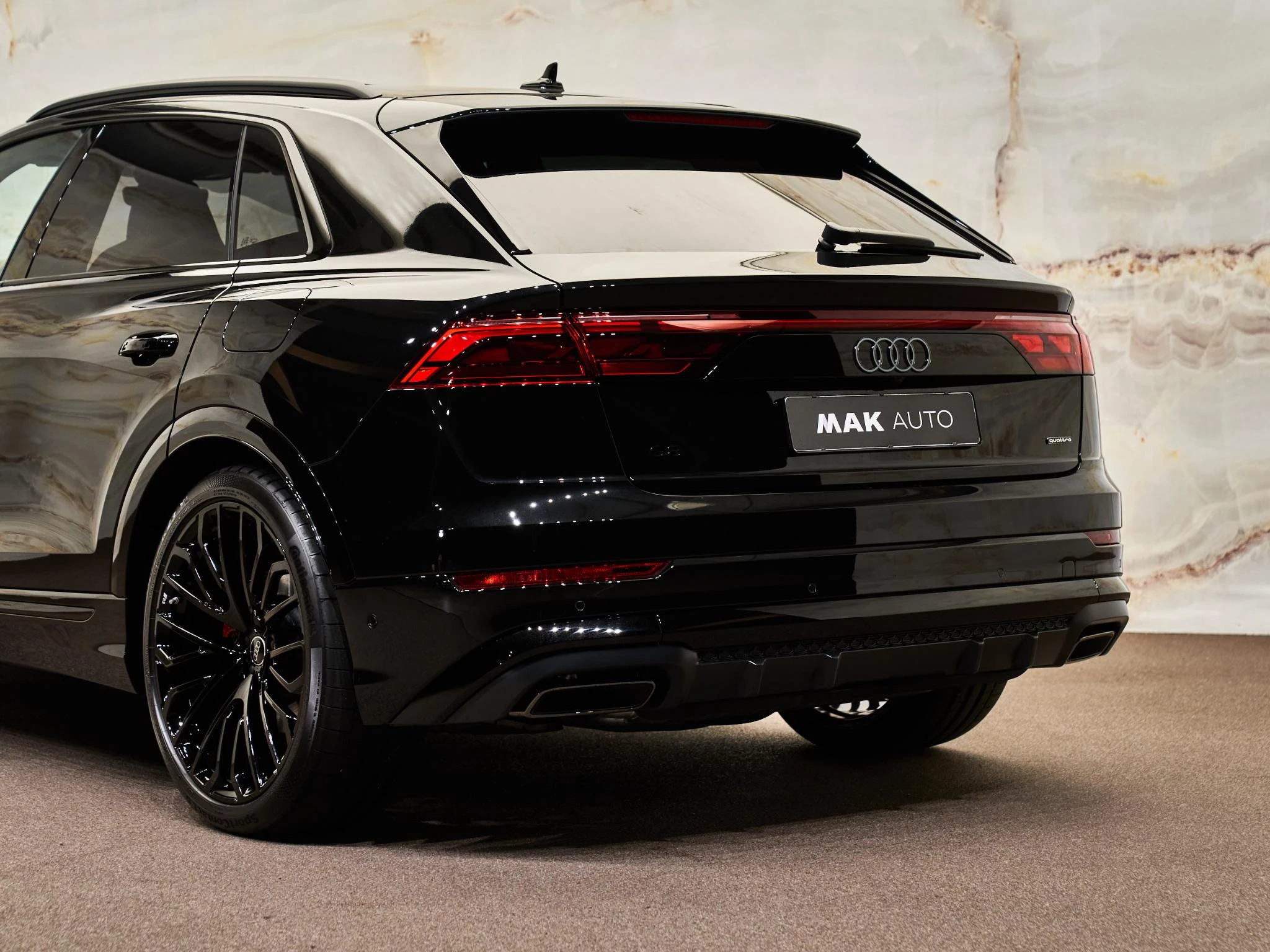 Hoofdafbeelding Audi Q8