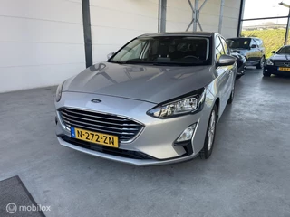 Ford Focus 1.0 EcoBoost Hybrid Titanium