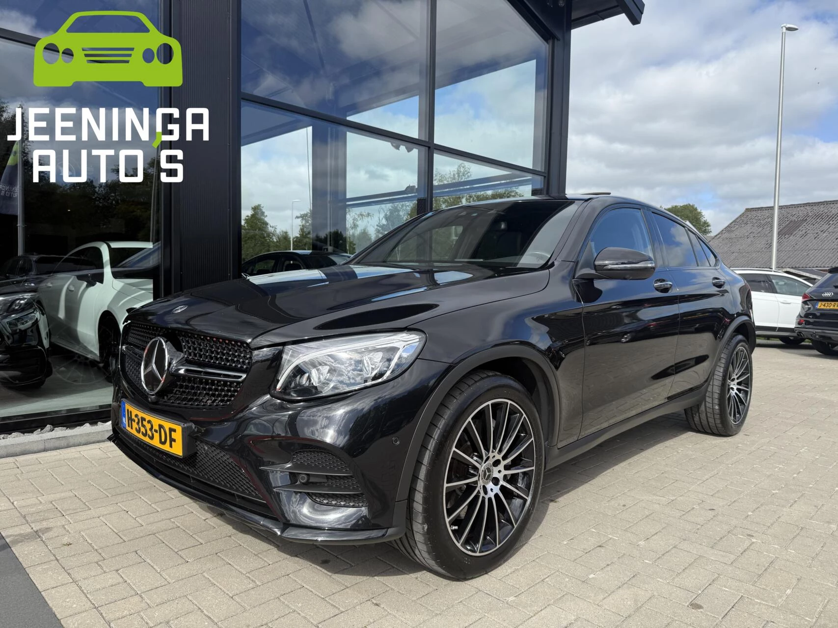 Hoofdafbeelding Mercedes-Benz GLC